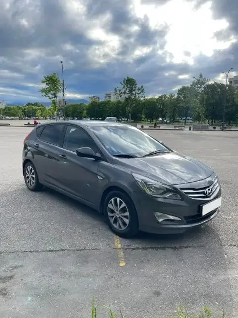 Hyundai Solaris 2015 механика 1.6 - частное объявление в Нальчик