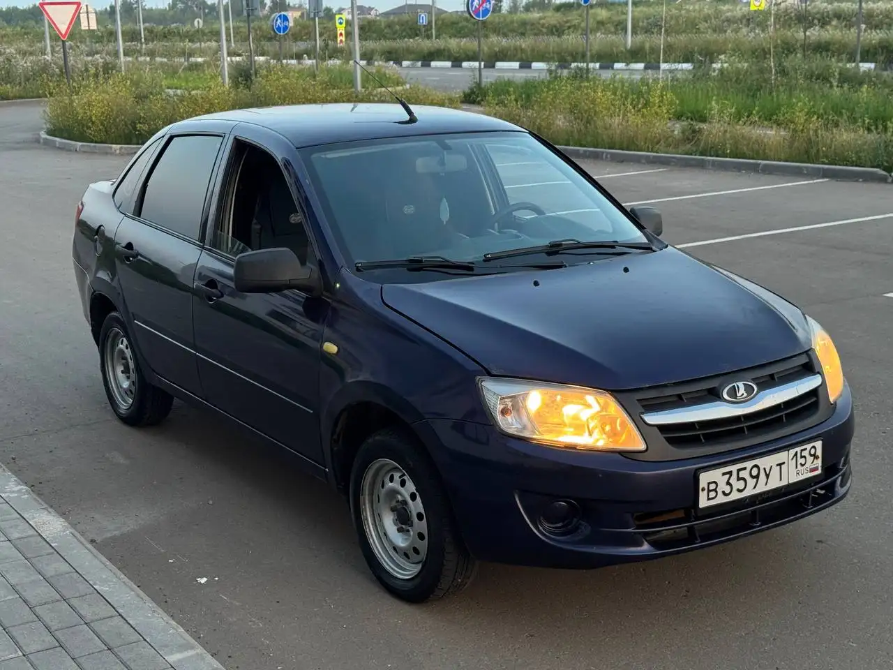 Гранта 2013 года 1 владелец - Легковые автомобили (Авто) в Набережные Челны