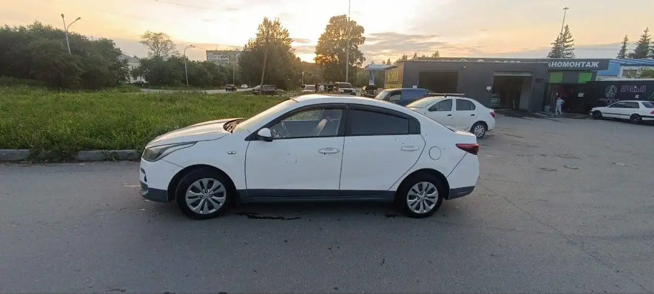 Киа Рио 2019 - Авто в Екатеринбург