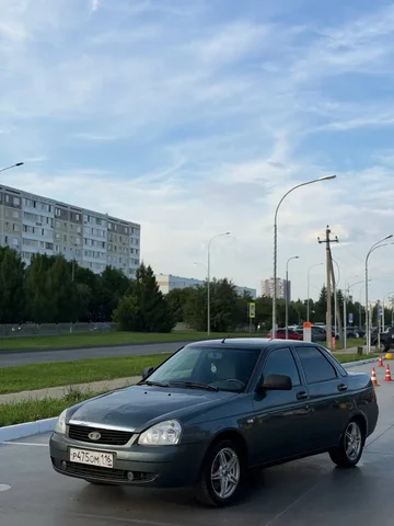 Toyota 2012 года - Легковые автомобили в Набережные Челны