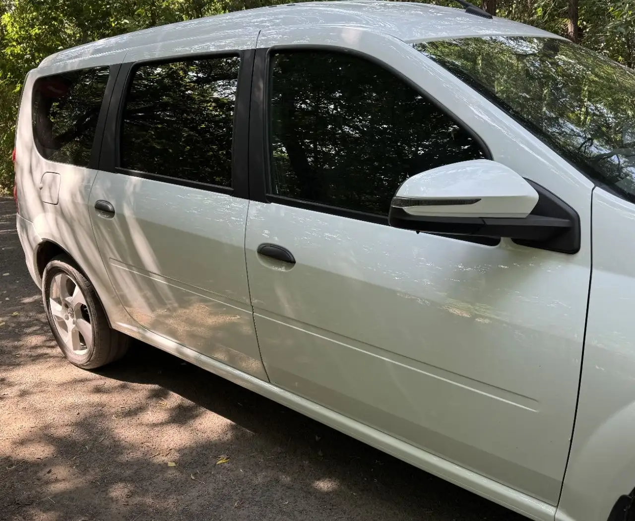 Продается автомобиль LADA LARGUS - Легковые автомобили (Авто) в Новотроицк