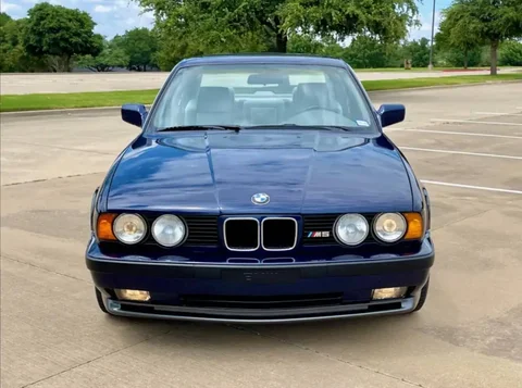 Куплю BMW e34, e39, Mercedes W210, W203 - Скутеры и мотоциклы в Уфа