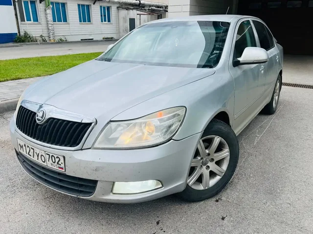 Автомобиль Lada Priora 1.6 механика, ГБО, цена снижена, Уфа - Скутеры и мотоциклы в Уфа
