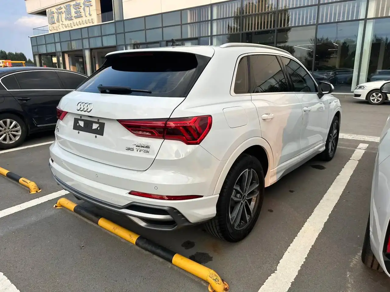 Audi Q3 35 TFSI 2022 с доставкой в РФ - Кроссоверы и внедорожники (Авто) в Уфа