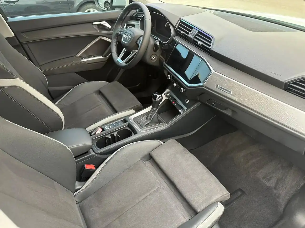 Audi Q3 35 TFSI 2022 с доставкой в РФ - Кроссоверы и внедорожники (Авто) в Уфа
