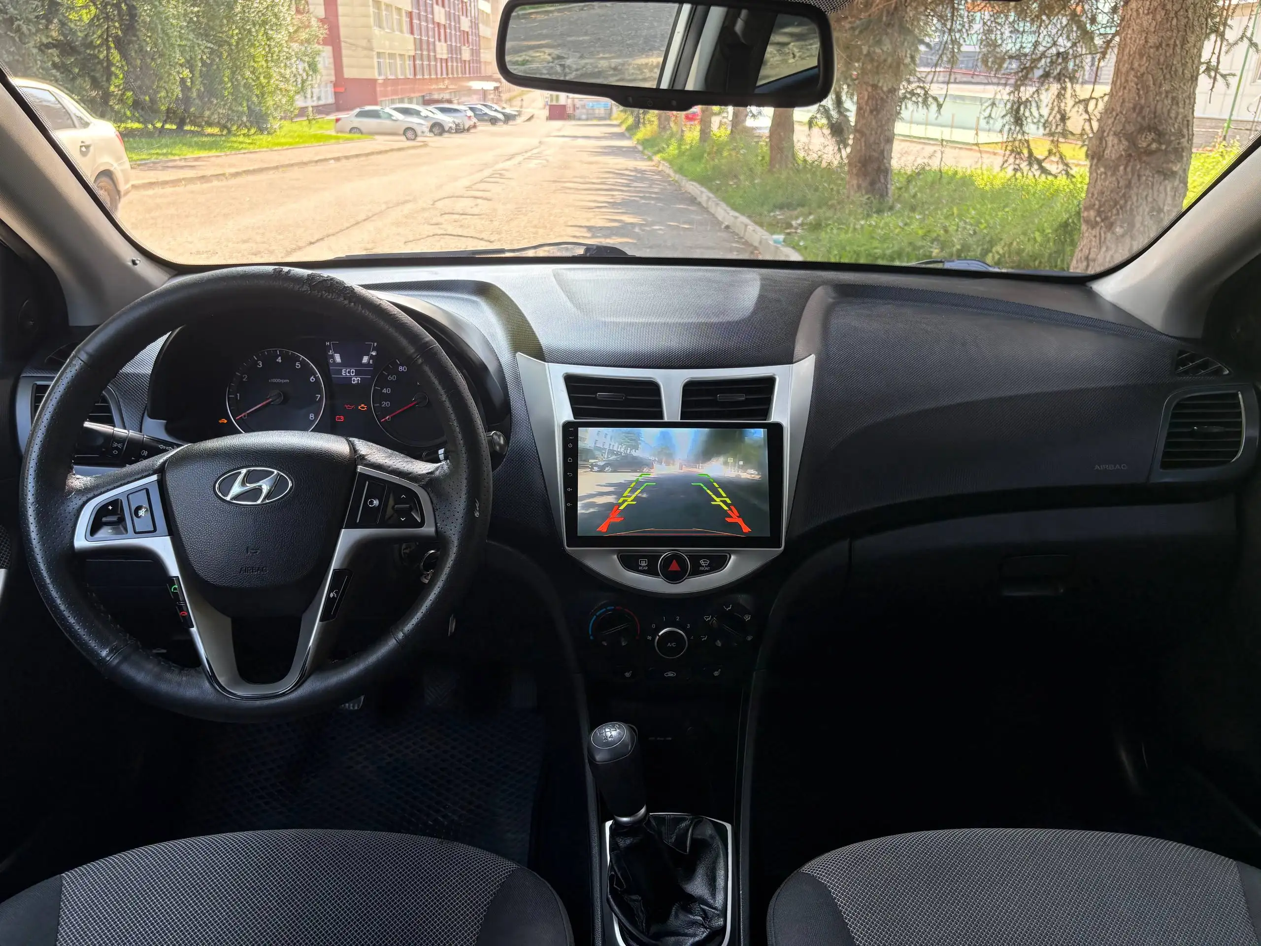 Hyundai Solaris 2011 в максимальной комплектации - Авто в Уфа