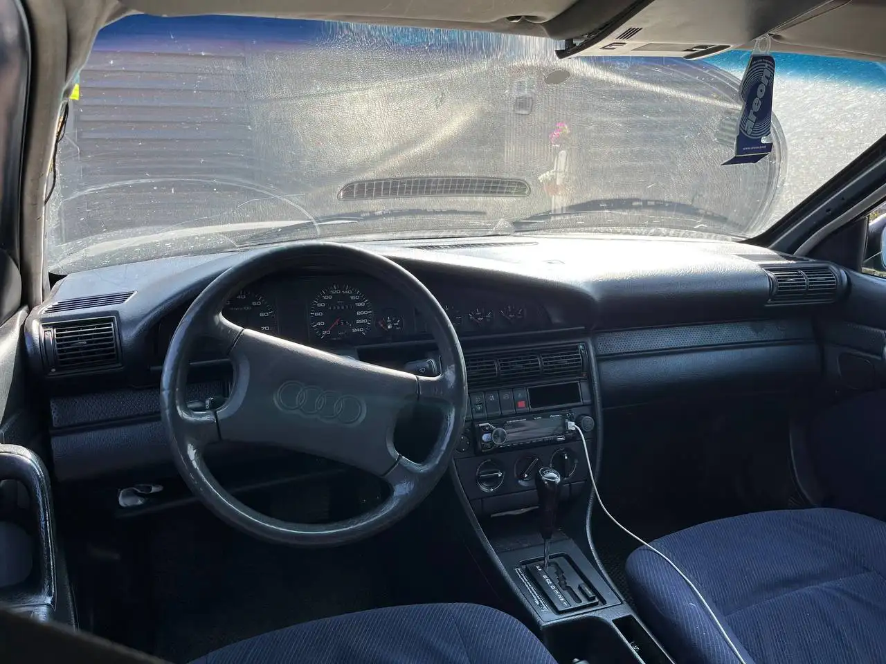Автомобиль 1992 года, инжектор, автомат, исправен - Легковые автомобили (Авто) в Уфа