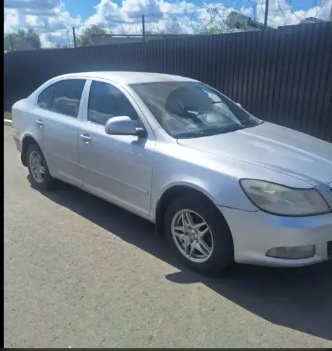 Skoda Octavia 1.6 MT 2011, 380000 км - Легковые автомобили (Авто) в Самара