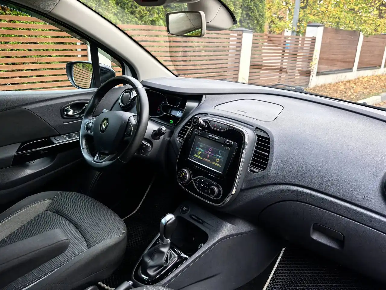 Renault Kaptur 2.0AT 4WD 2017г