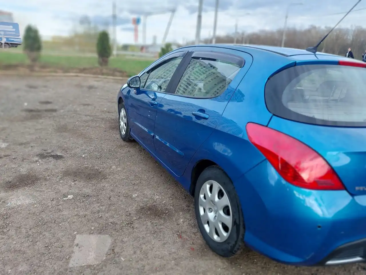 Автомобиль в отличном состоянии с полным бодрым ходом