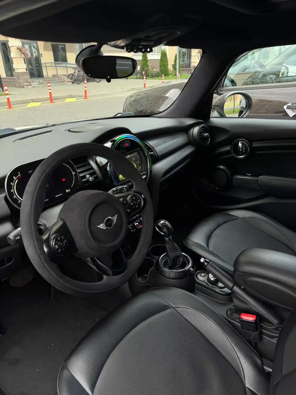 Продажа Mini Hatch Cooper III 2015 года