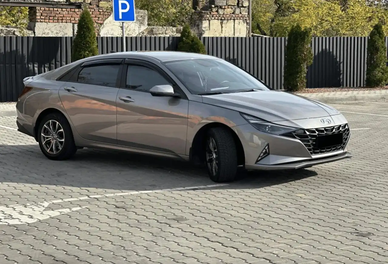 Продам Hyundai Elantra 2022 года