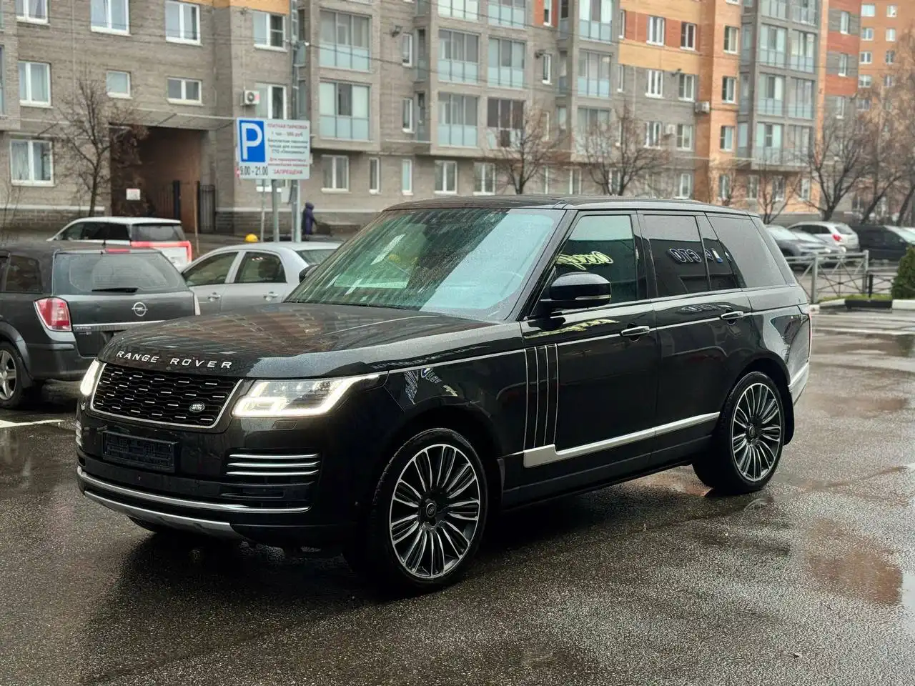 Land Rover Range Rover 2019 г.в. в Санкт-Петербурге