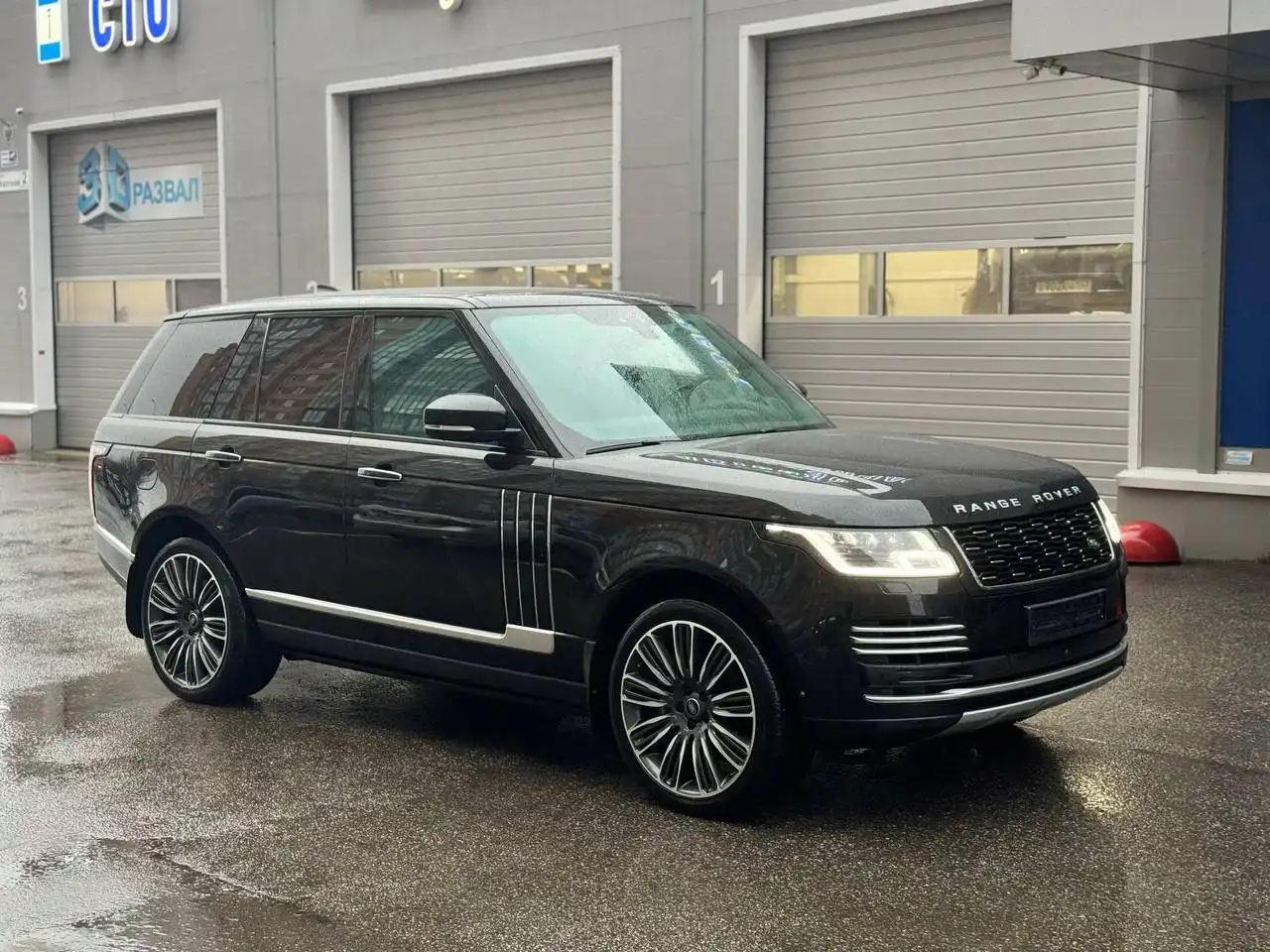 Land Rover Range Rover 2019 г.в. в Санкт-Петербурге