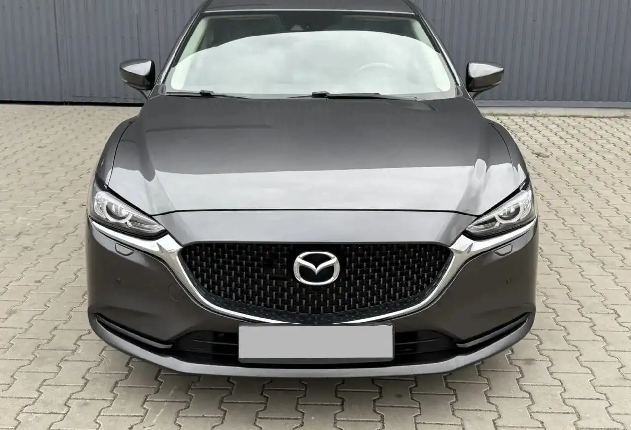Mazda 6 2.5 л автомат передний привод