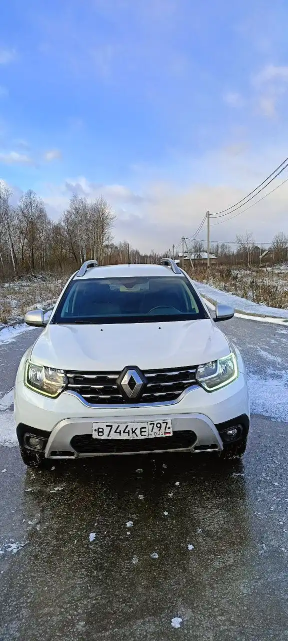 Продам Renault Duster 2021 года с полным приводом