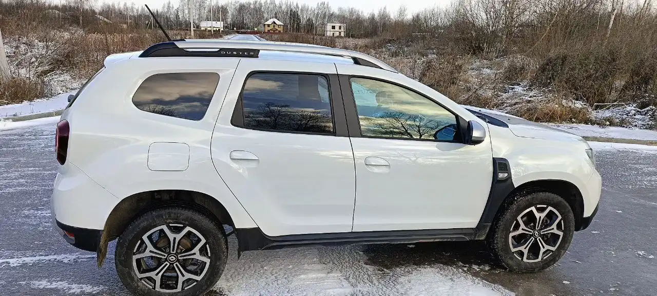 Продам Renault Duster 2021 года с полным приводом