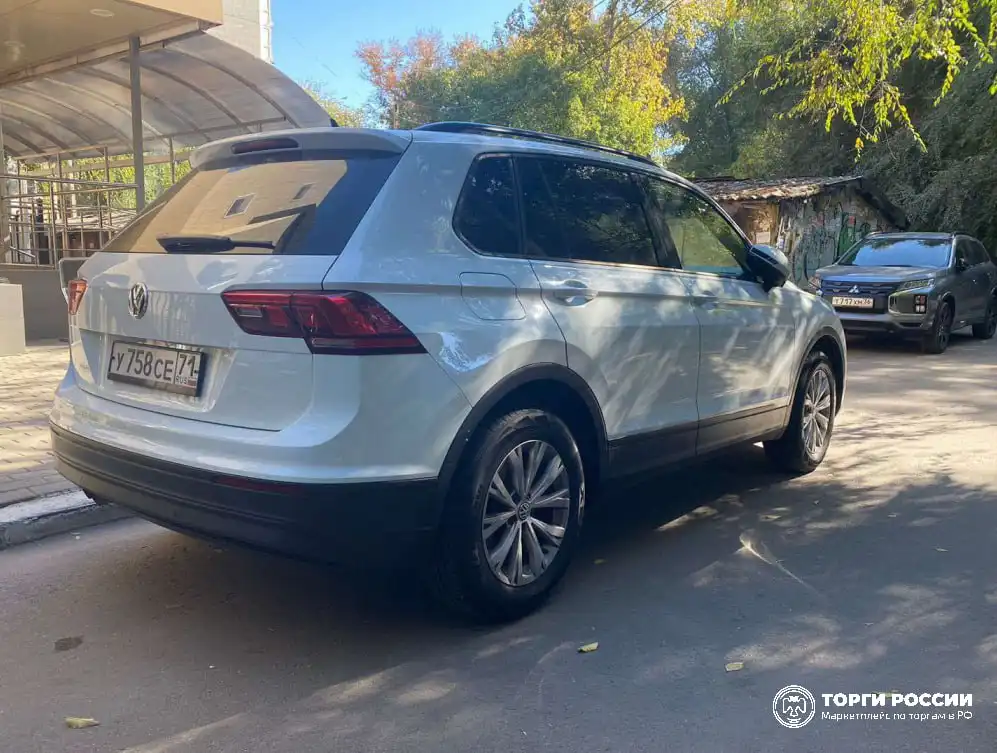 Volkswagen Tiguan 2020 г. выпуска с торгов по банкротству