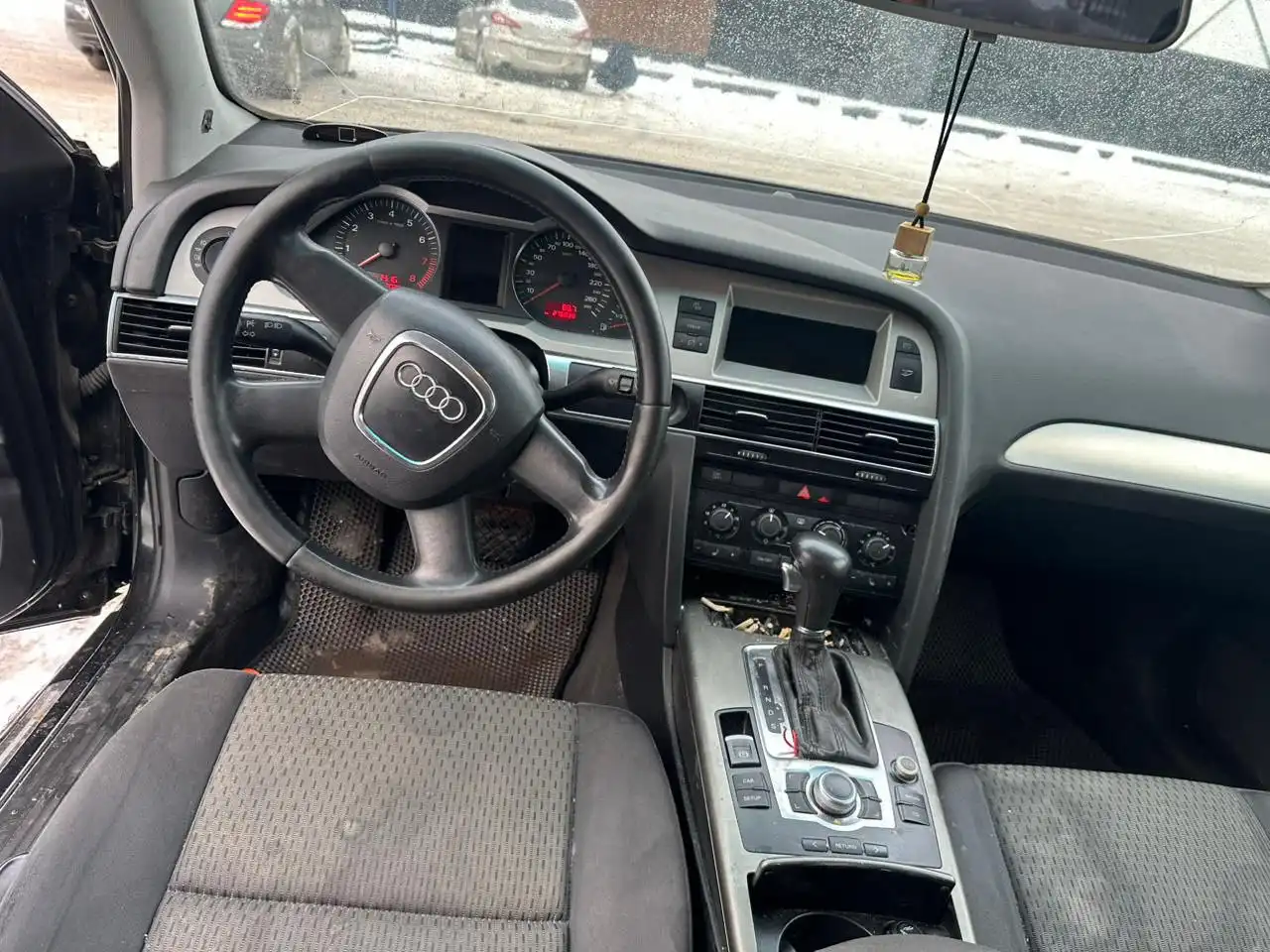 Ауди А6 С6 2008 года с пробегом 300 тыс. км