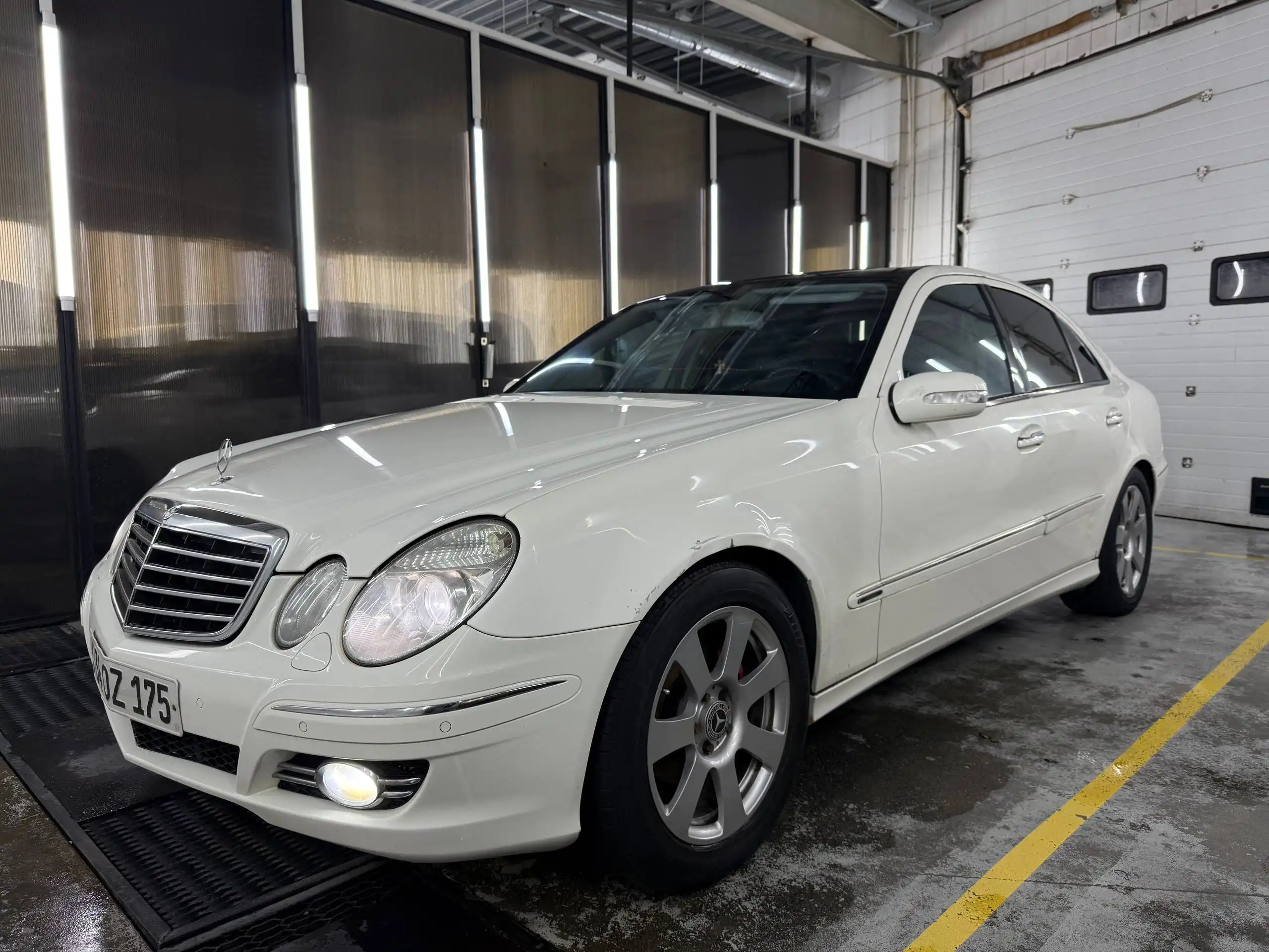 Mercedes-Benz E-320 W211 2004 г.в., АКПП, задний привод, Армянский оригинальный учёт