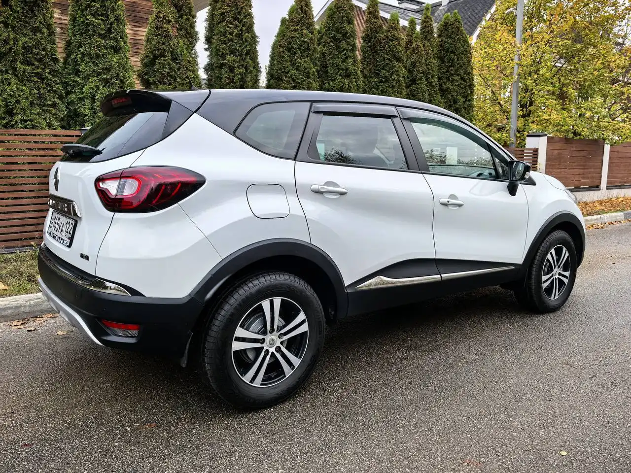 Продажа Renault Kaptur 2.0AT 4WD 2017 года