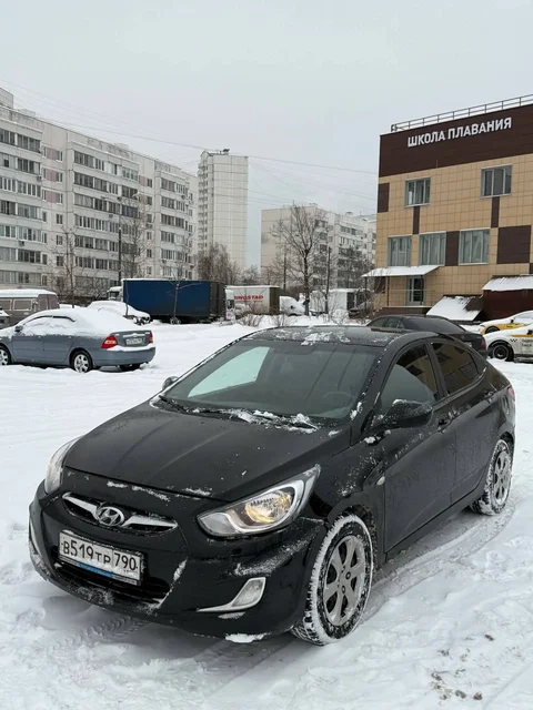 Hyundai SOLARIS 2011 г.в., автомат, 1.4 бензин - Авто в Москва
