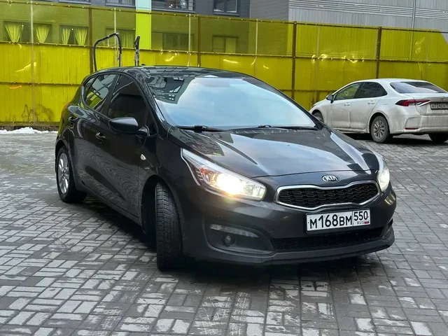 Продам Kia Ceed 2017 года - Авто в Москва