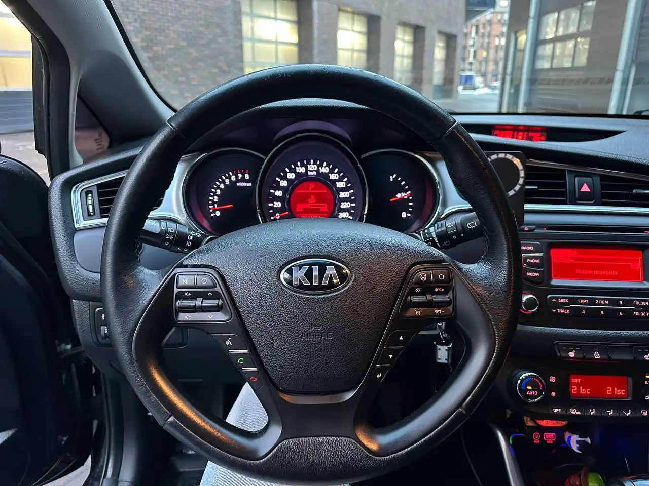 Продам Kia Ceed 2017 года