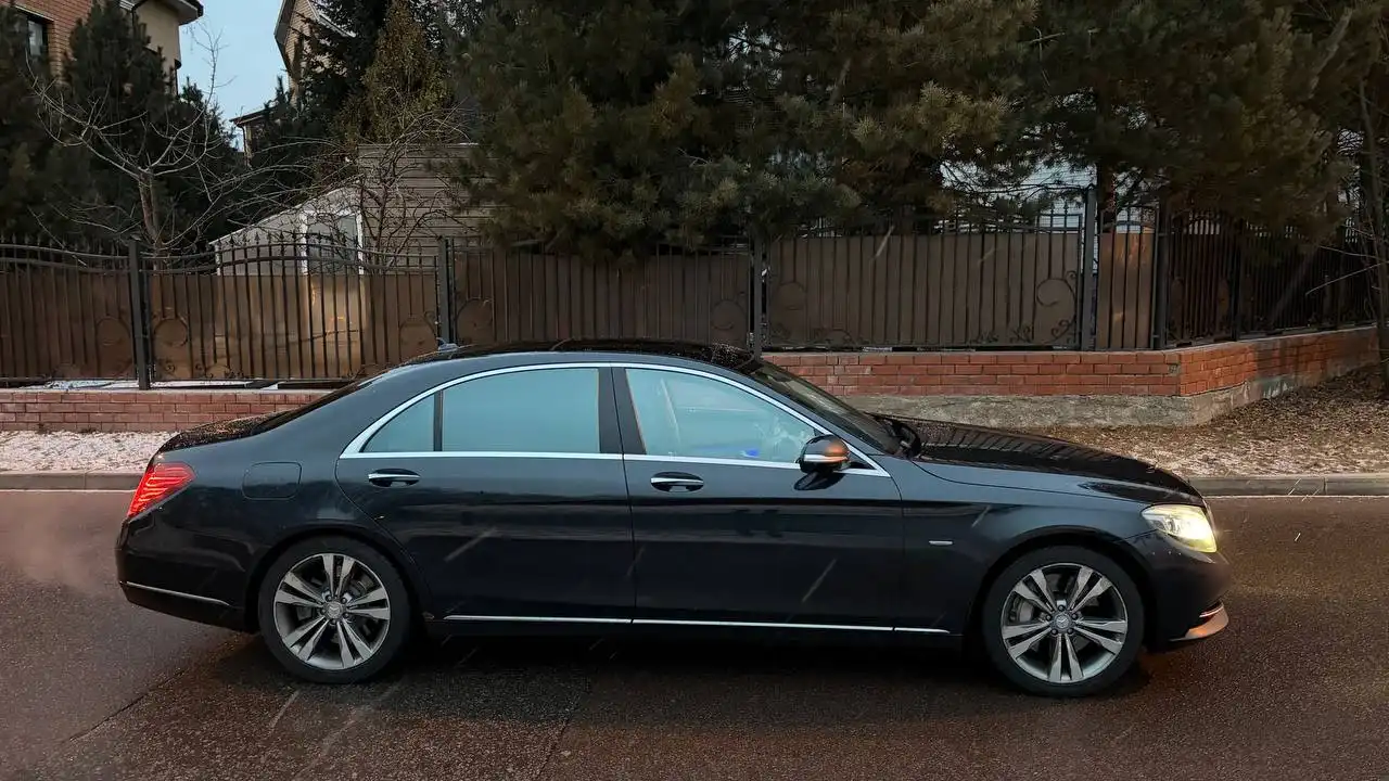 Mercedes Benz S500 W222 2013 года