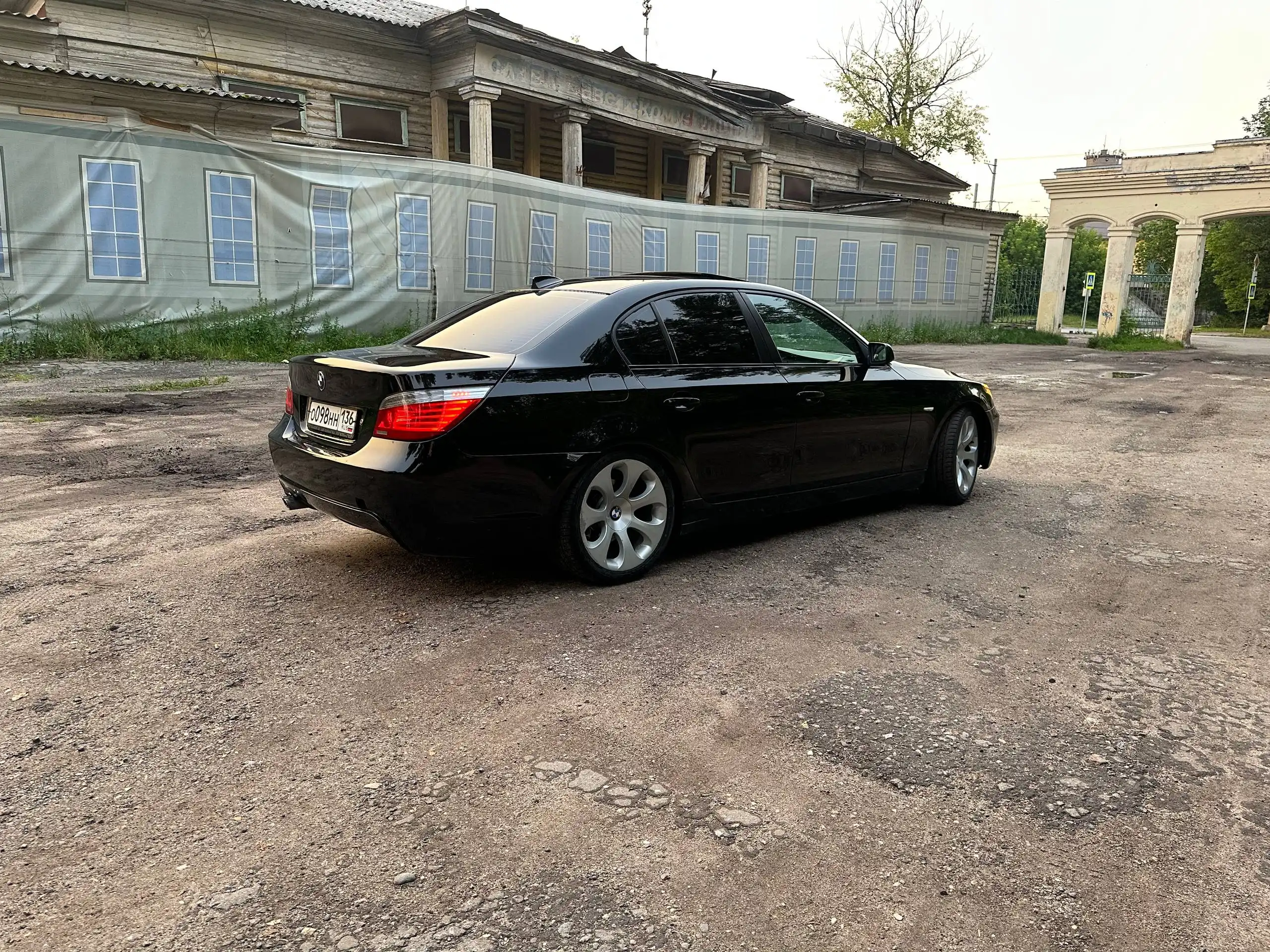 БМВ Е60 528 2007 года рестайлинг