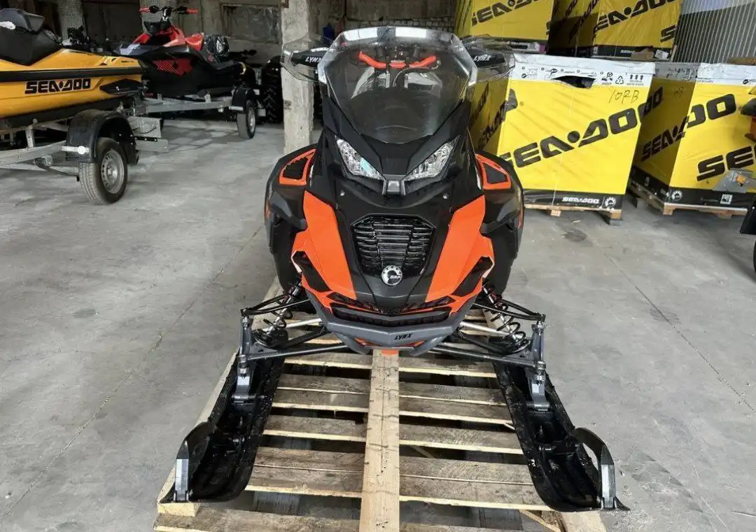 BRP Lynx Xterrain brutal 850 E-TEC новый без документов - Авто в Москва