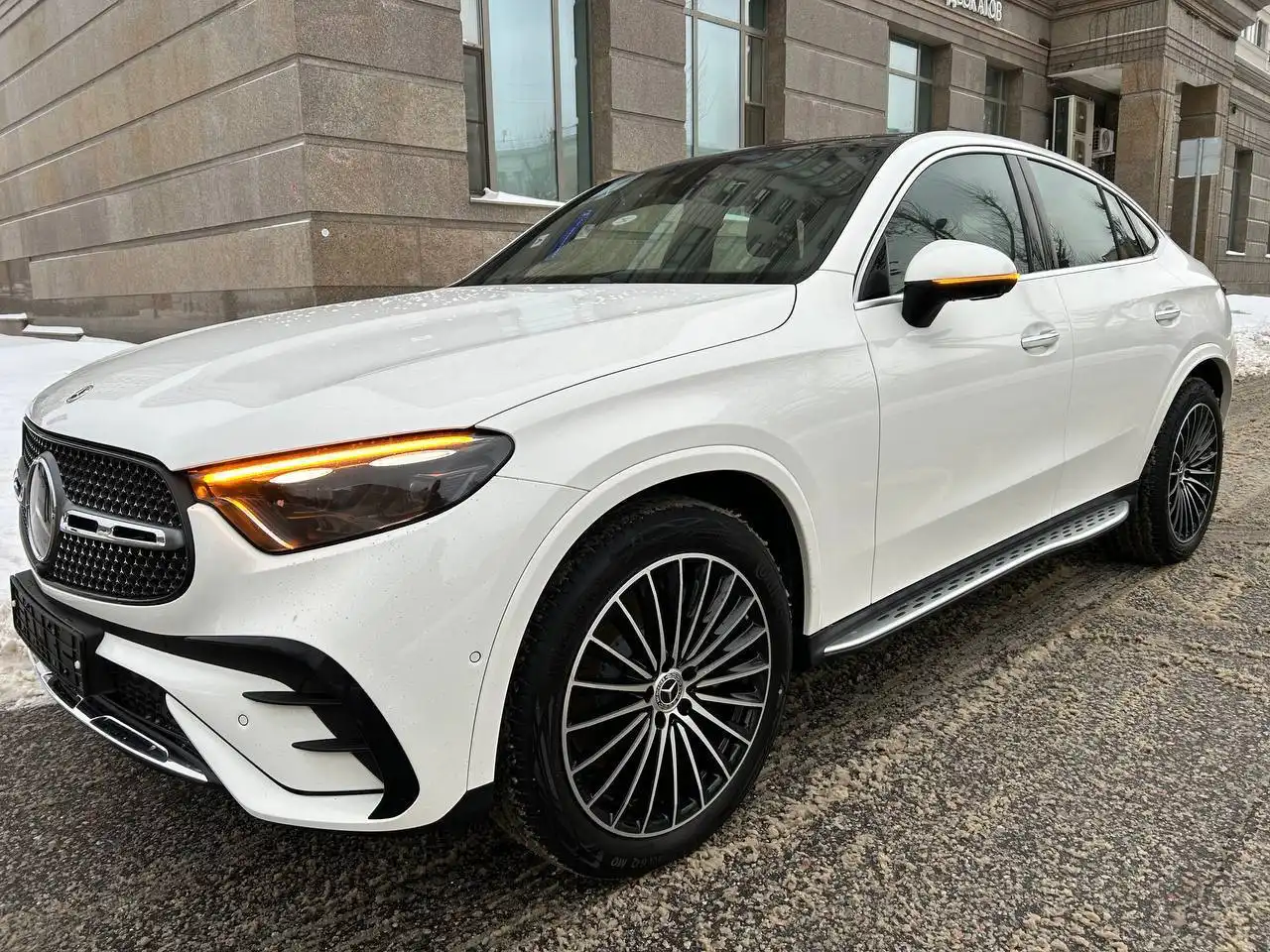 Mercedes GLC 300 4matic 2025 года с AMG пакетом - Легковые автомобили (Авто) в Москва