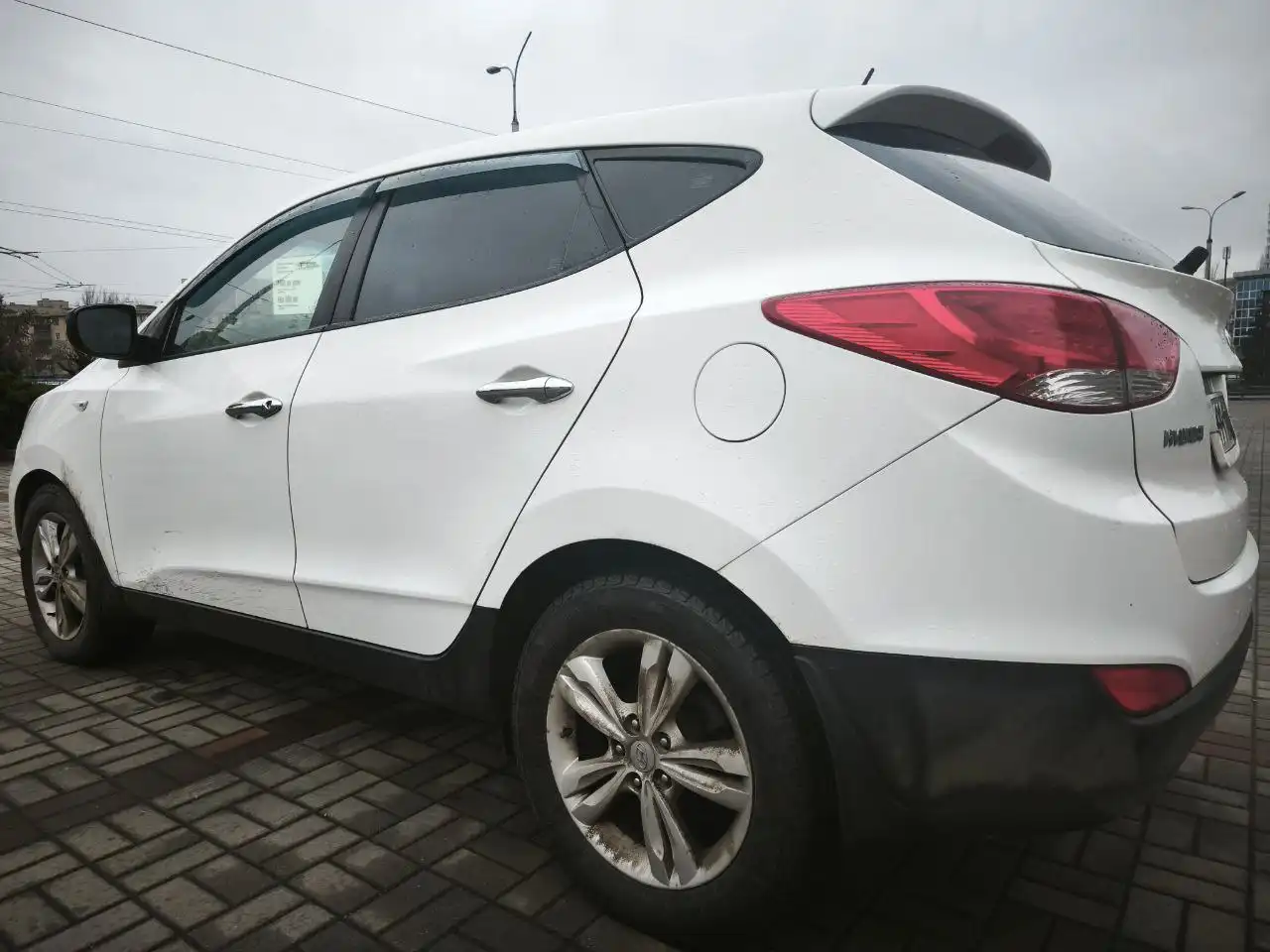 HYUNDAI ix35 2012 года - Внедорожники, кроссоверы (Авто) в Донецк
