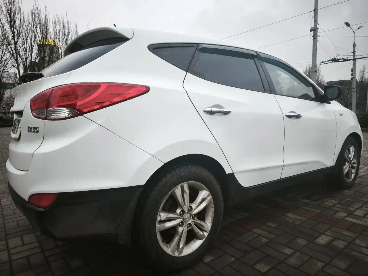 HYUNDAI ix35 2012 года - Внедорожники, кроссоверы (Авто) в Донецк