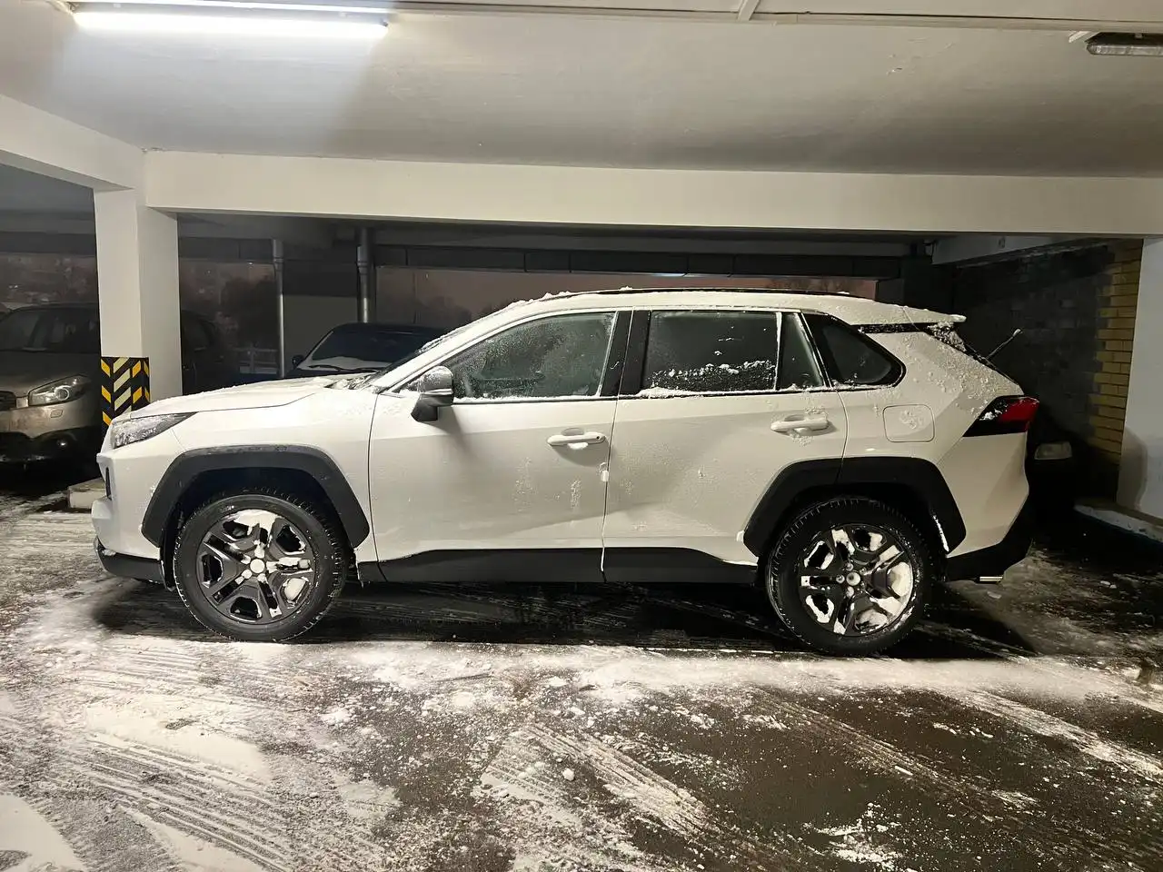 Продажа нового автомобиля Toyota RAV4 Ultimate 2025 - Авто в Москва