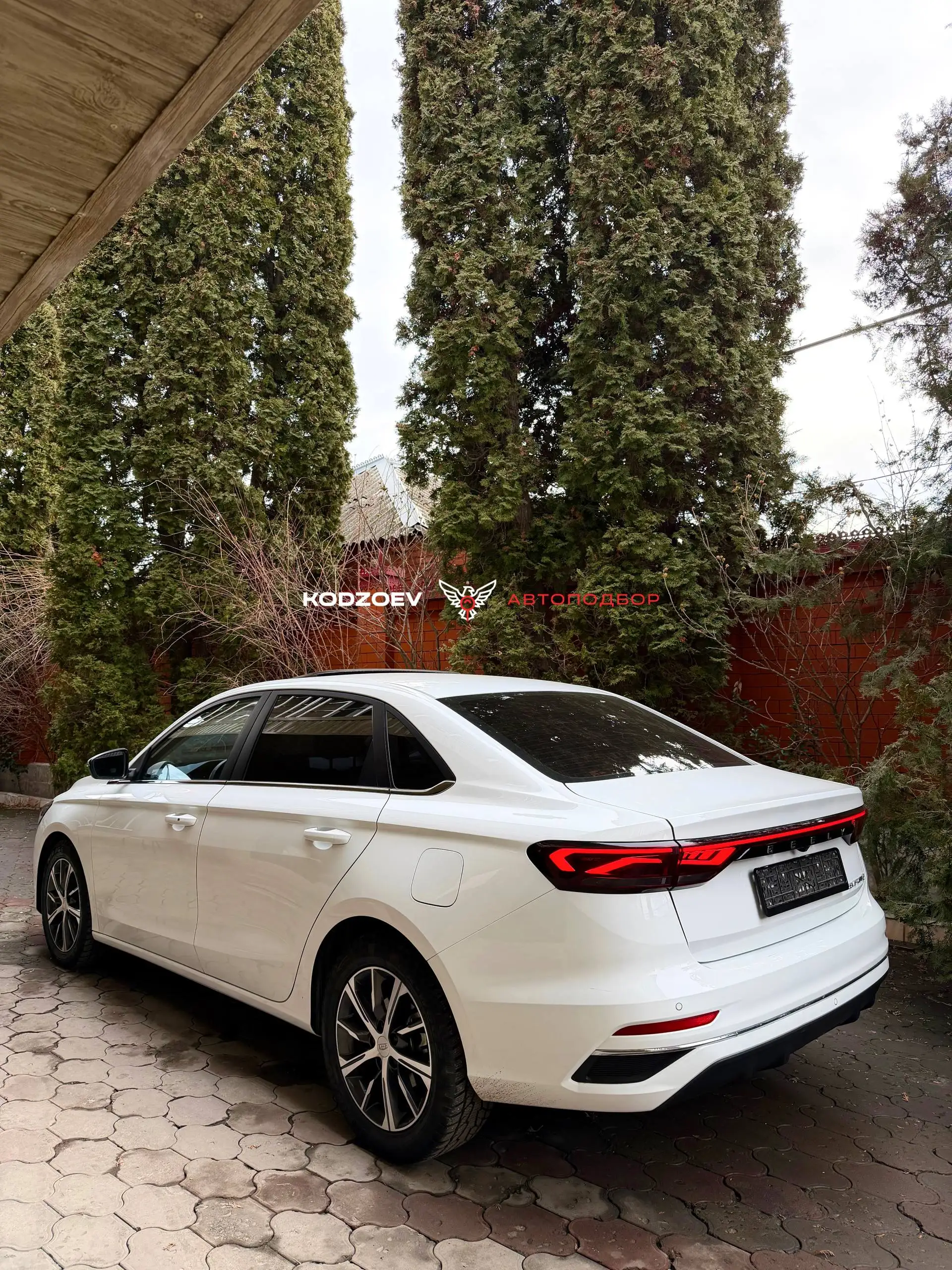 Geely Emgrand 2023г, 1.5 автомат, максимальная комплектация - Легковые автомобили (Авто) в Назрань