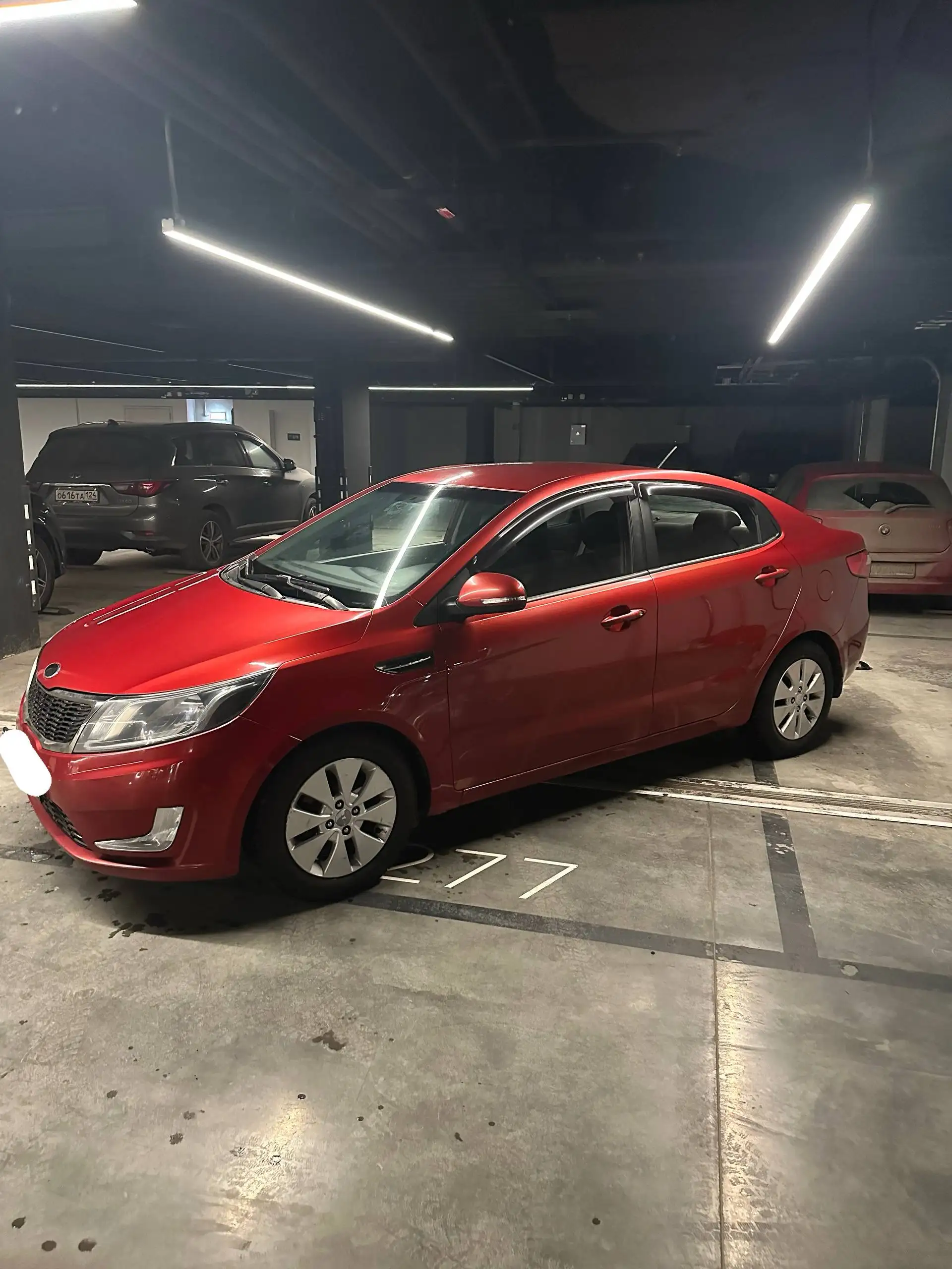 Продажа Kia Rio 2013 года в Москве - Легковые автомобили (Авто) в Москва