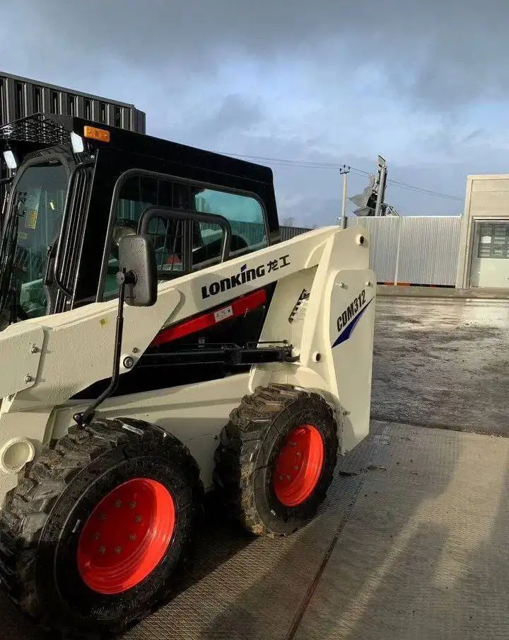 Продажа спецтехники: вилочные погрузчики и мини-экскаватор - Спецтехника (Запчасти) в Москва