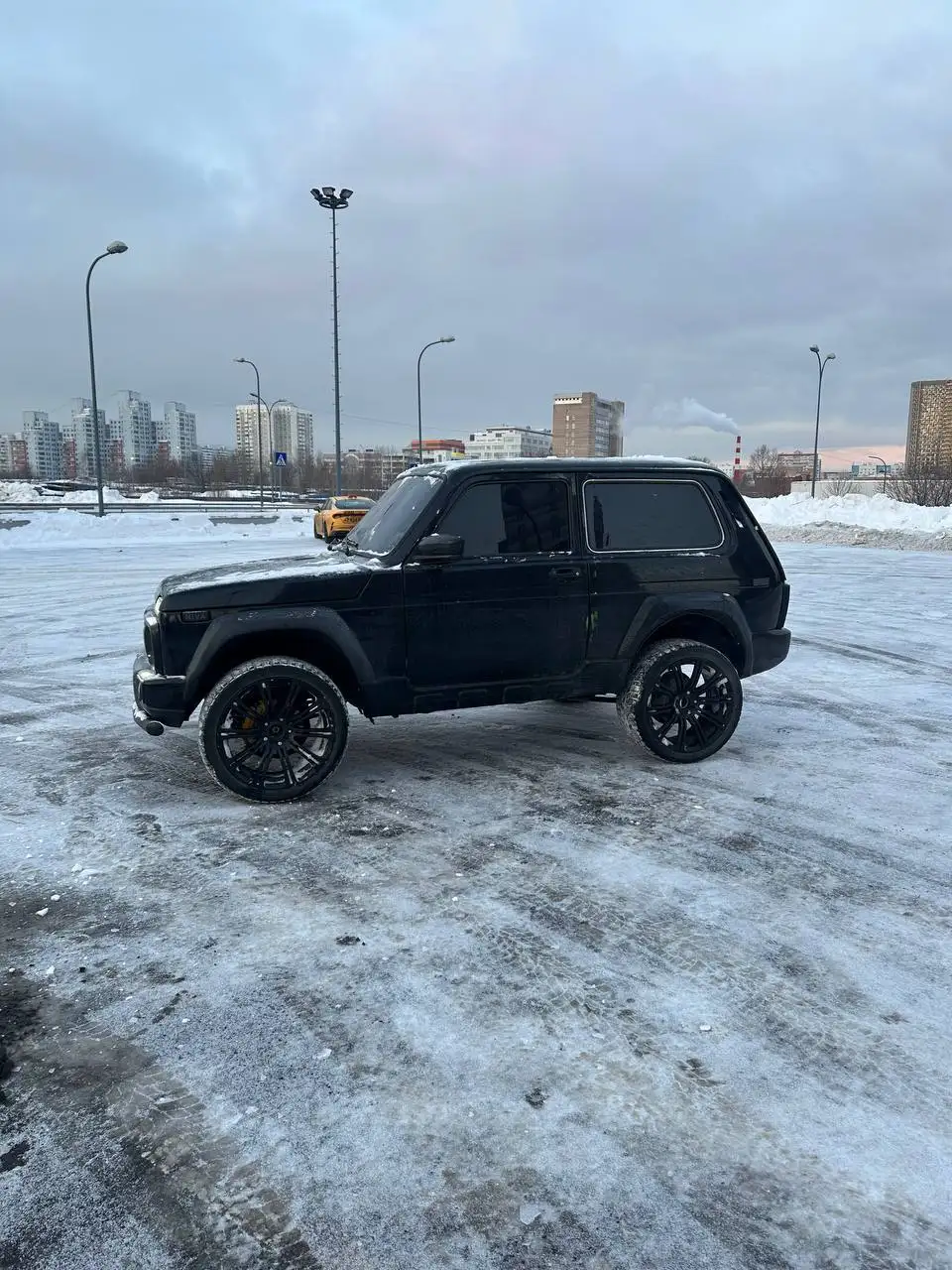 Продажа LADA 4x4 (Нива) 1998 года - Авто в Москва