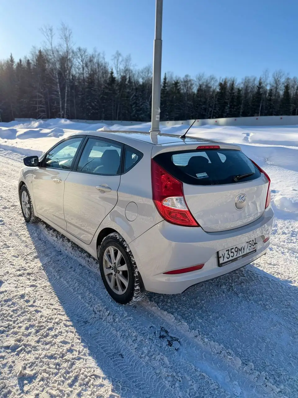 Hyundai Solaris 2016 1.4 АКПП - Легковые автомобили (Авто) в Москва