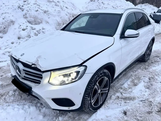 Mercedes-Benz GLC 250 4Matic 2016 года - частное объявление в Москва