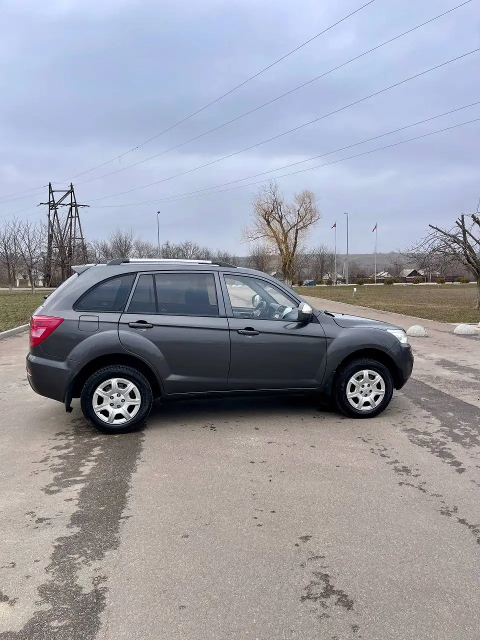 Продажа Lifan X60 2015 года - Легковые автомобили (Авто) в Краснодон