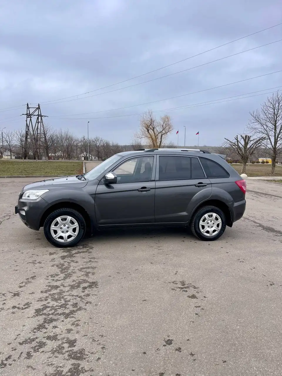 Продажа Lifan X60 2015 года - Легковые автомобили (Авто) в Краснодон