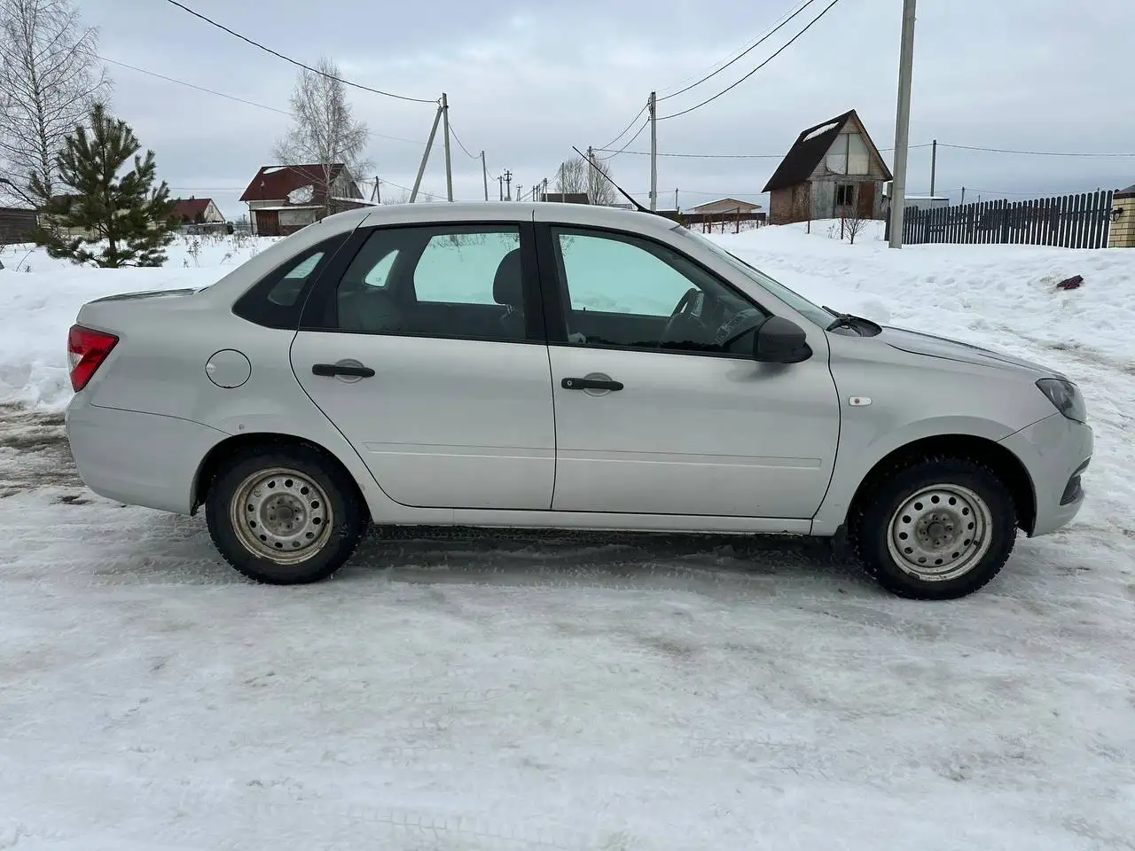 Продажа Lada Granta 2018 года - Авто в Москва
