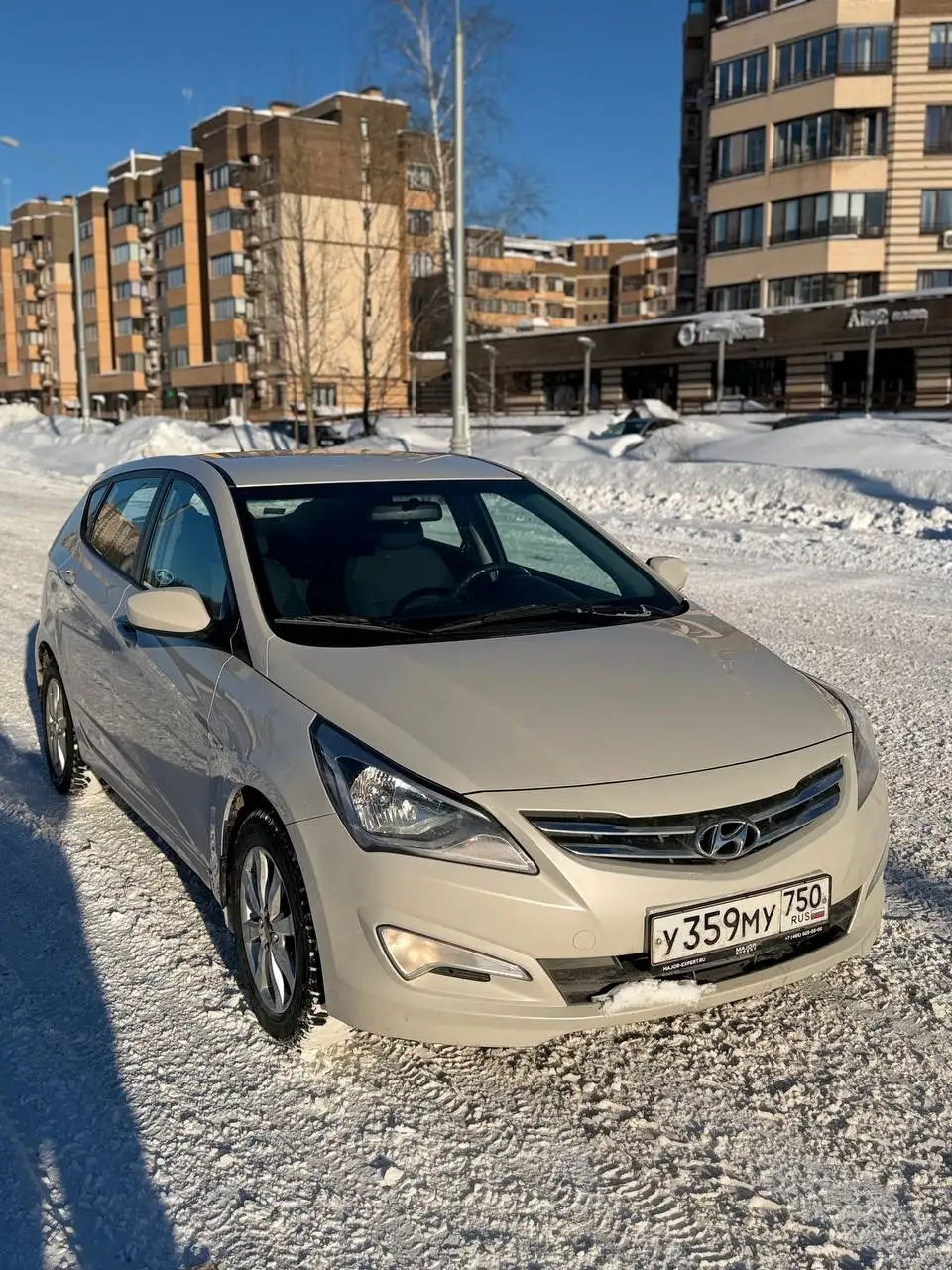 Hyundai Solaris 2016 1.4 АКПП - Легковые автомобили (Авто) в Москва