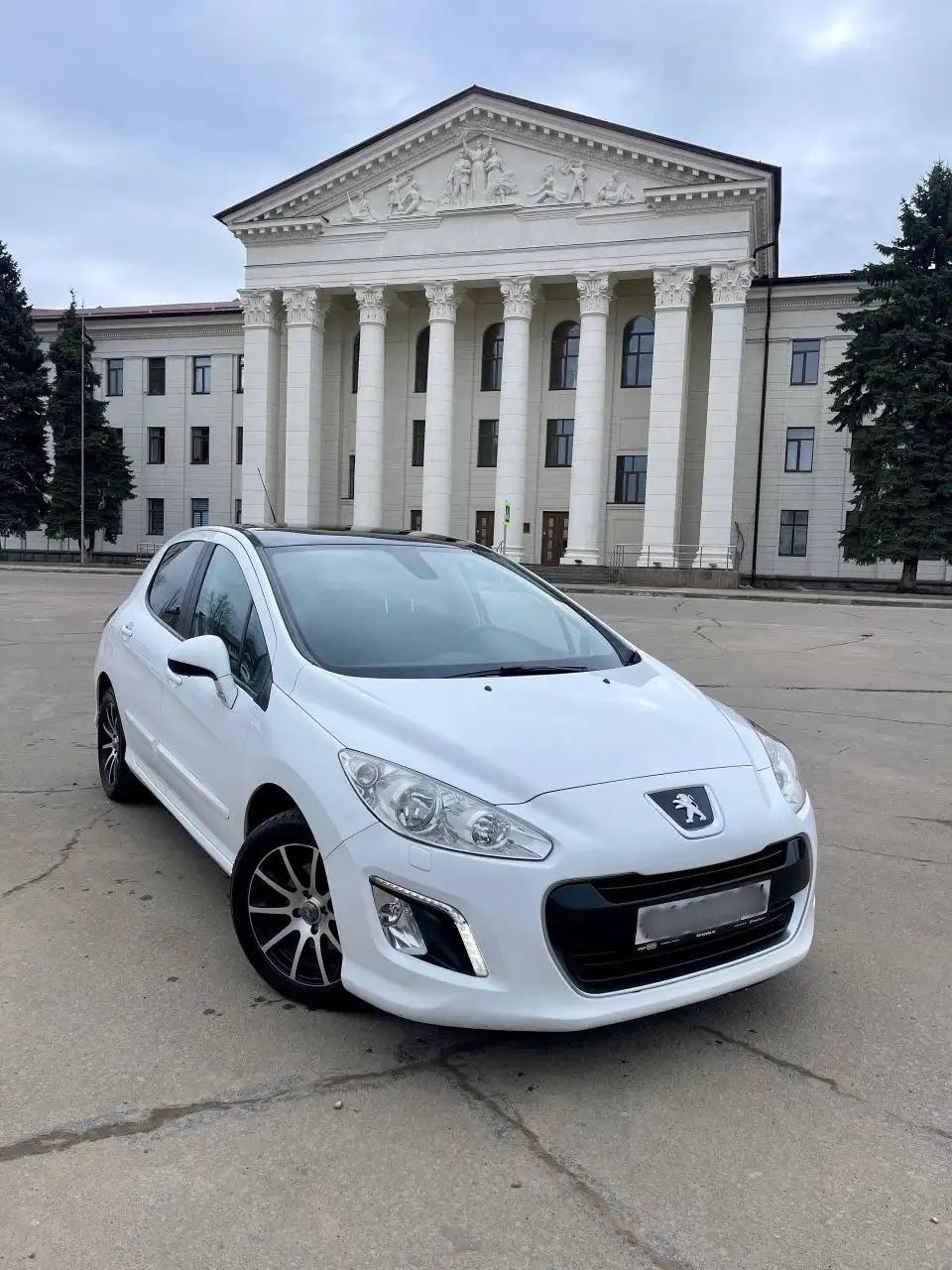 Продам Пежо 308 2011 года автомат в отличном состоянии - Авто в Краснодон