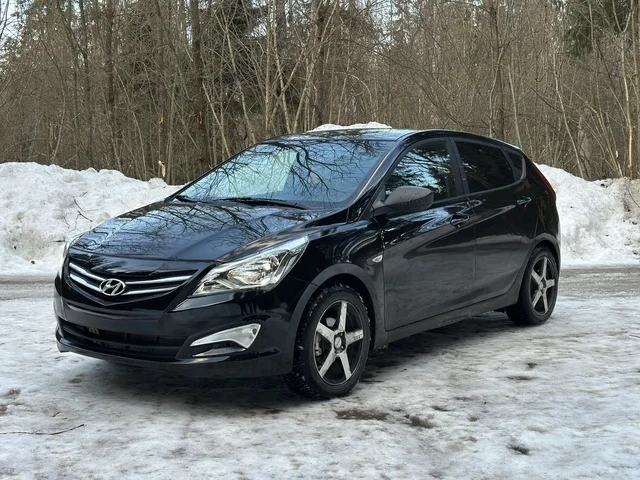 Hyundai Solaris 2012 года, 1.4 AT, 107 л.с., передний привод - Мотовездеход/Квадроцикл в Москва