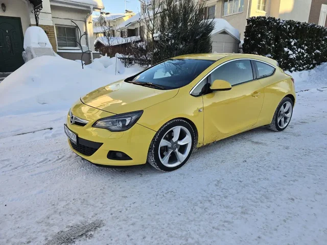 Продажа Opel Astra GTS 1.6 - Мотовездеход/Квадроцикл в Москва