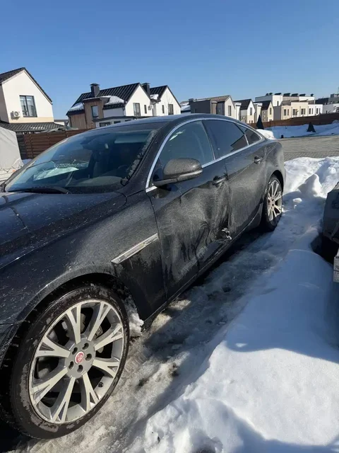 Продажа Jaguar XJ 2017 года в отличном состоянии - Автозапчасти для ВАЗ в Челябинск