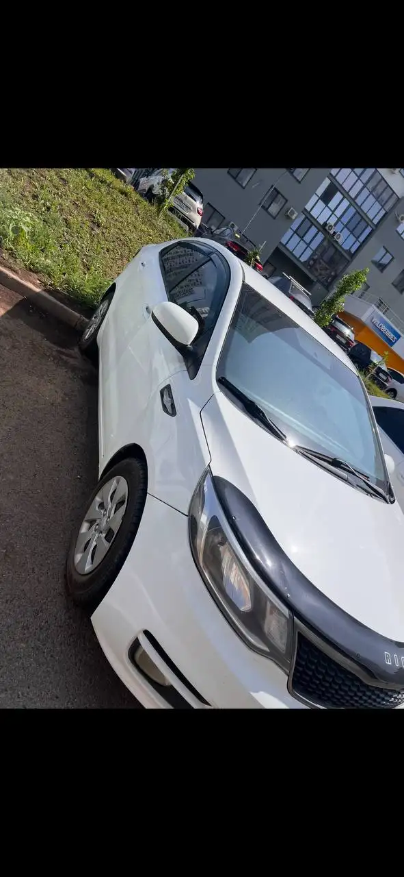 Продажа автомобиля 2015 года - Авто в Москва